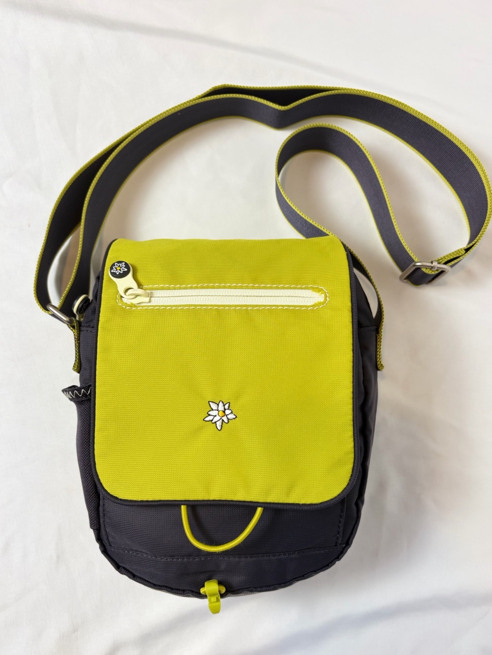 Sherpani Pica Crossbody Bag Lime Green Gray Travel Purse